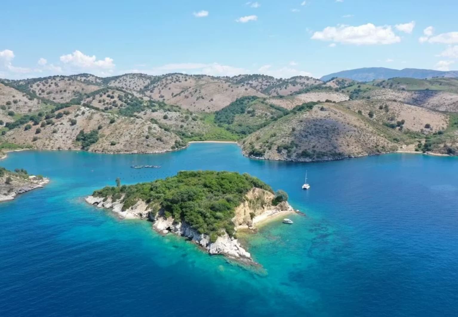Aventure en semi-rigide à l'Île de Tongo & Château d'Ali Pacha